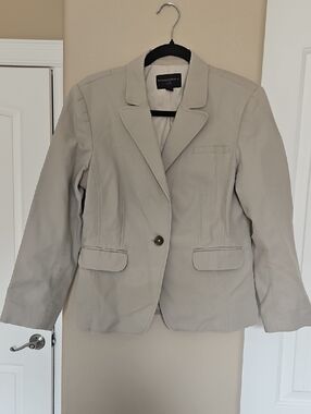 Banana Republic Women's Light Taupe Blazer Jacket
